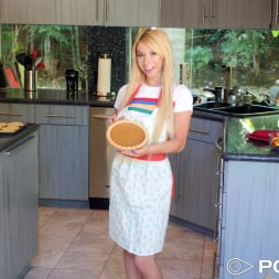 Kenzie Reeves in 'POVD' Thanksgiving Creampie (Thumbnail 3)